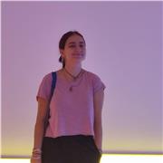 Studentessa al secondo anno di psicologia offre ripetizioni di inglese a ragazzi delle medie e superiori